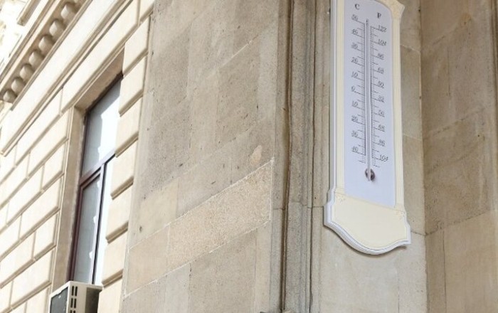Bakının məşhur civəli termometri bərpa edildi