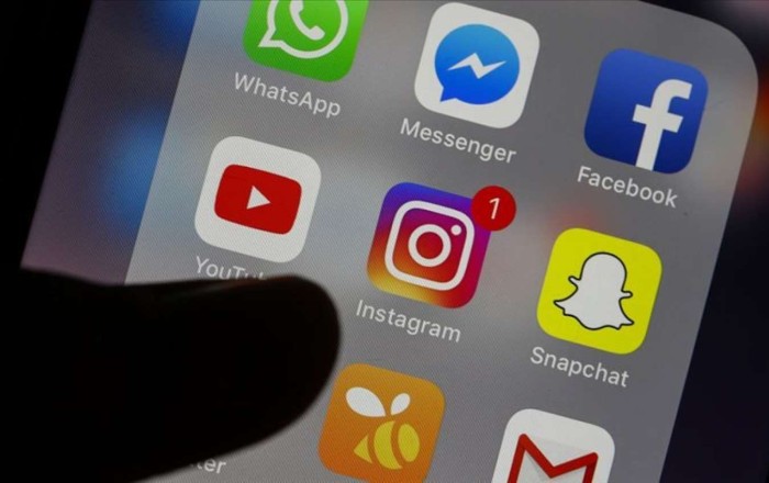 “Instagram” və “Facebook” dəyişir?