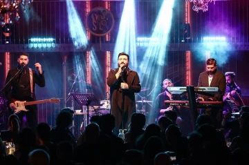 Məşhur musiqi qrupu dağıldı