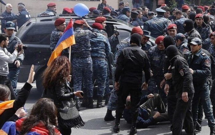Paşinyan hökumətinə qarşı ağır ittiham: Bu yolla siyasi rəqiblərilə hesablaşır