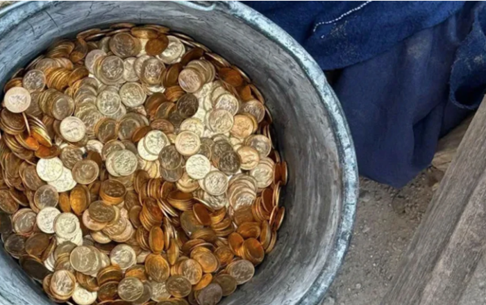 Təmir zamanı divarın içindən 9 milyonluq qızıl çıxdı – ŞOK TAPINTI