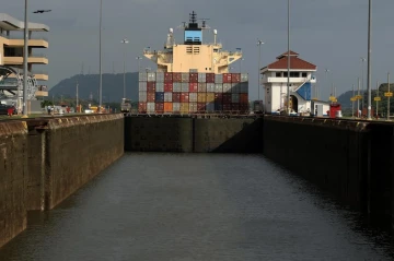 Panama kanalından sürətli keçid üçün rekord məbləğdə ödəniş olundu