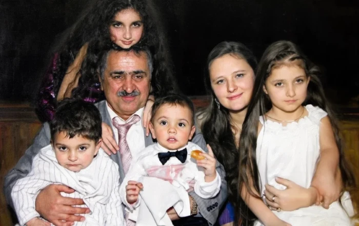 Dağıstanın keçmiş vitse-premyerinin dul arvadı bıçaqlanaraq öldürüldü