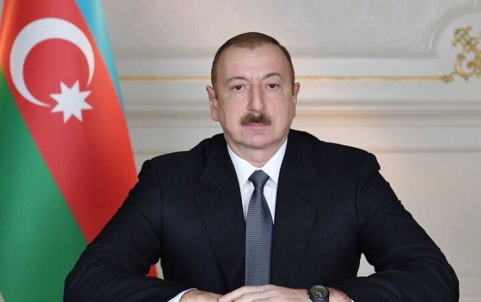 Prezident Malayziya Kralını təbrik etdi