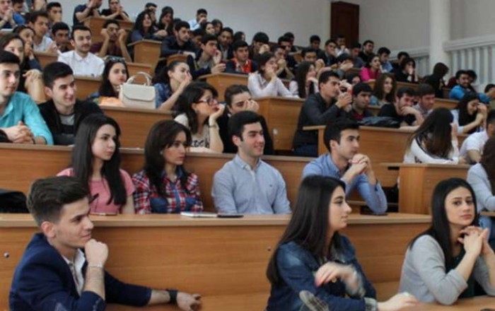 Ali məktəblərin magistraturasına boş qalan plan yerlərinə qəbul elan edilib