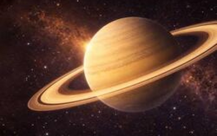 Saturn Yerə Ay qədər yaxın olsaydı belə görünərdi -