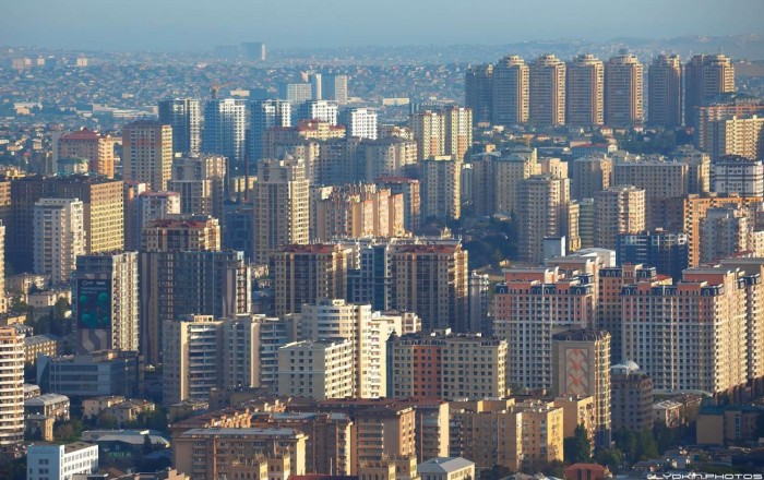 Bakıda evlər od tutub yanır: Kirayəçi sayı kirayə verilən mənzil sayını keçir