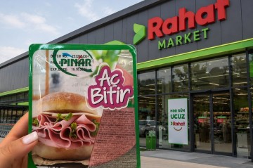 Rahat Marketdə satılan “Pınar” kolbasası müzakirə yaratdı:
