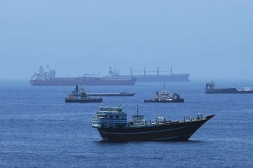 Bu ölkələr Hörmüz boğazının gəlirlərini böləcək - Yeni qərar açıqlandı