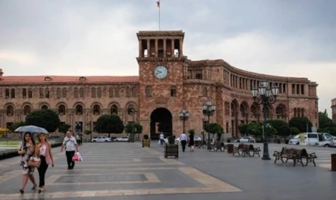 Ermənistanda siyasi DƏYİŞİKLİK: Paşinyan rəqiblərinə qarşı hərəkətə keçdi