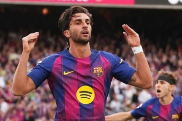 PSG officially announce signing of Ferran Torres