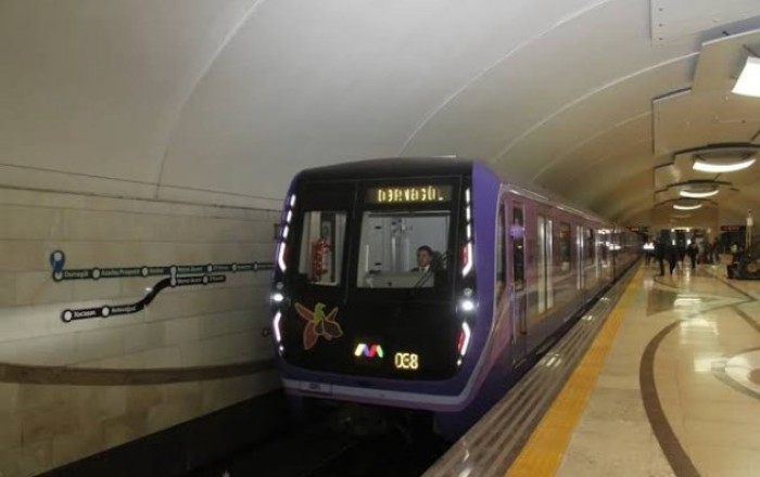 Ötən ay sərnişinlər metro ilə 16 milyondan çox səfər ediblər