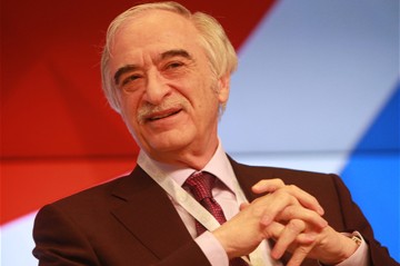 Полад Бюльбюльоглы вновь вступил в брак