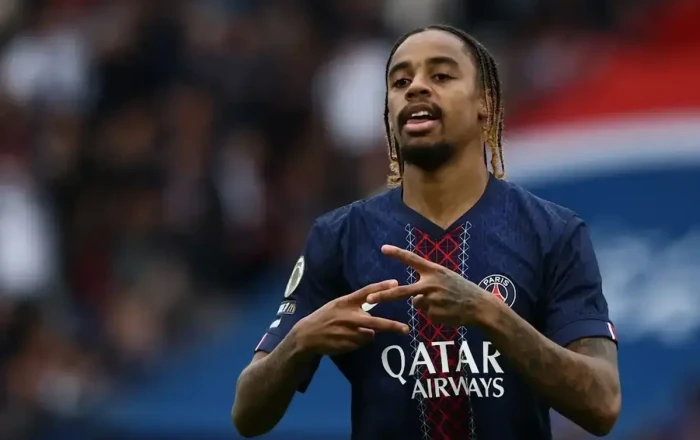 "Liverpul"dan transfer BOMBASI
