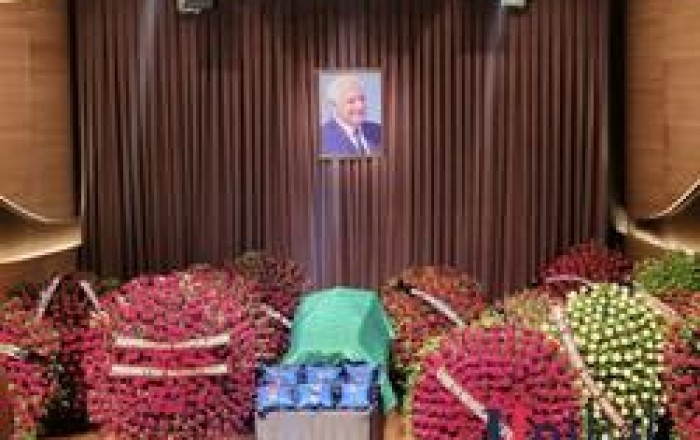 Nəriman Həsənzadə ilə vida mərasimi keçirilir