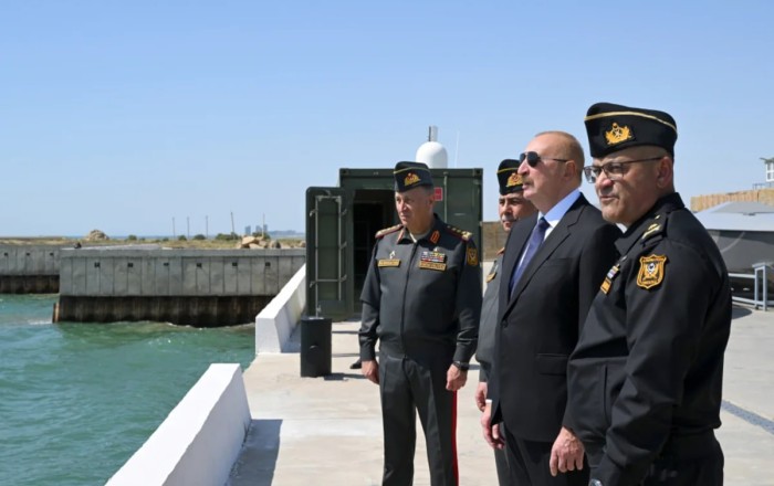 Prezidentin sosial media hesablarında HDQ qərargahını ziyarətinə dair