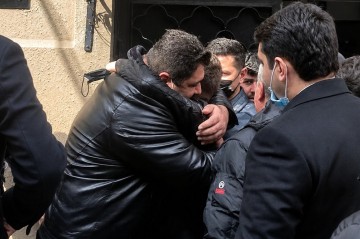 Bəraət alan gömrükçüyə 5 min manat təzminat kəsildi - Amma işinə qaytarılmadı
