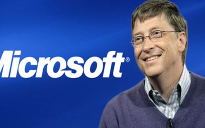 Bill Gates calls for global plan to manage AI transition