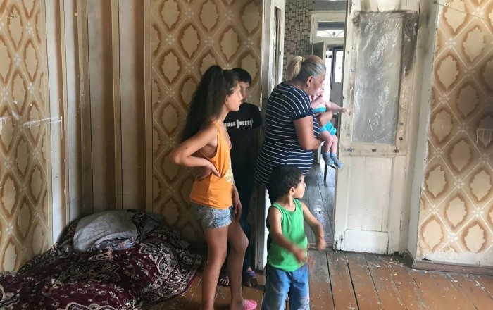 Görün Ermənistanda əhalini kəndlərdə yaşamağa necə sövq edirlər: Hər uşağa 4 milyon...