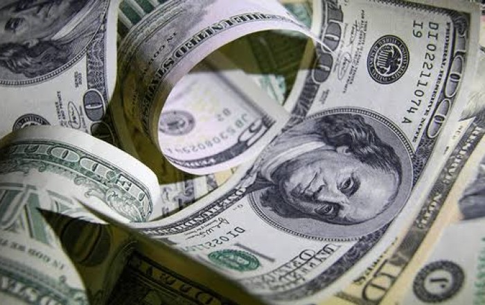 Azərbaycanın xidmətlər balansında 1 milyard dollarlıq kəsir yaranıb