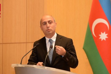 Nazir: “Təhsil siyasəti ayrı-ayrı rəylərə söykənməməlidir”