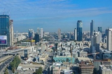 Israel’s population surpasses 10 million for first time