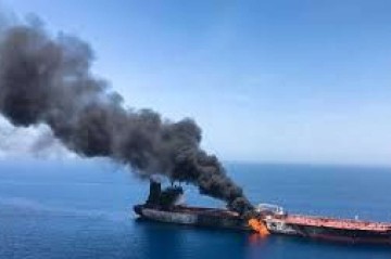 Hörmüz boğazı yaxınlığında daha bir tankerə hücum edildi