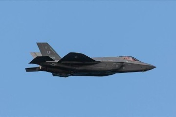 IRGC strikes US fighter jet hangars in Jordan