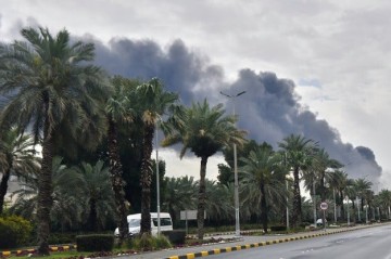 Kuwait says intercepting Iranian missile and drone attack