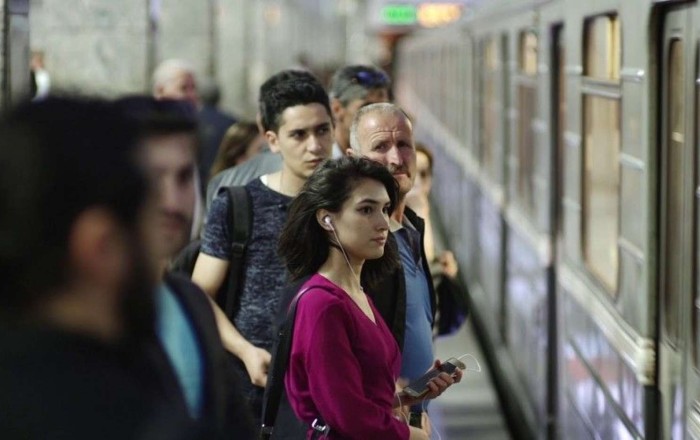 Metroda pulsuz gediş digər stansiyalarda da tətbiq oluna bilər?