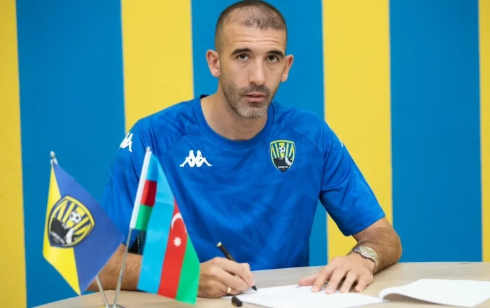 "Kəpəz" albaniyalı futbolçunu heyətinə qatdı