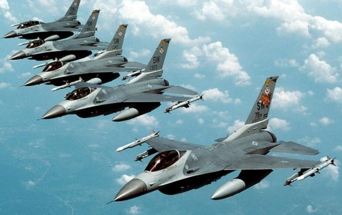 Bu ölkə Ukraynaya "F-16" qırıcıları göndərir