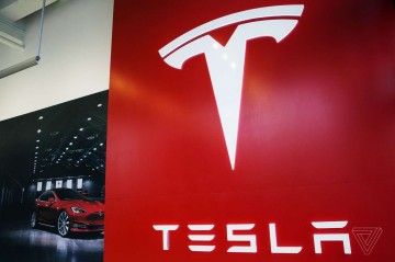 “Tesla”dan uçan avtomobil gəlir?