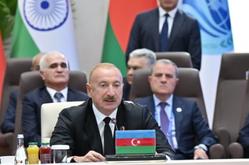 “Ermənistanla yeni yerüstü nəqliyyat kommunikasiyalarının yaradılması üzərində çalışırıq”