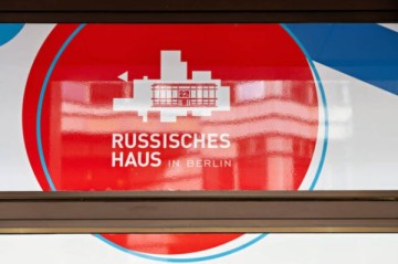 "Rus evi"ni bağladılar, yenisini açacağıq -