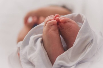 1 yaşına çatmadan ölən uşaqların sayı açıqlandı
