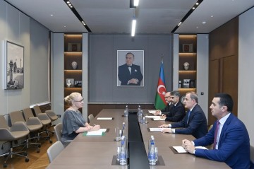 Ceyhun Bayramov İsveçin yeni səfiri ilə görüşdü –