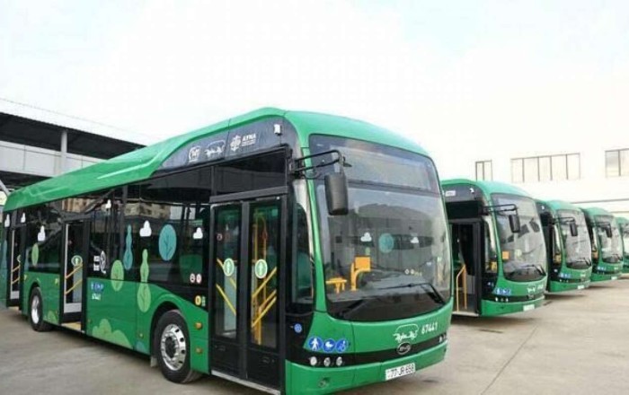 “Ekspres avtobuslara mindinsə, elə bil, dustaqsan”