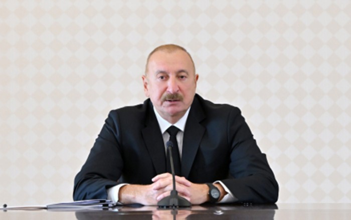“Bunları etməsəydik, bəzi ölkələr kimi qapı-qapı gəzib gərək kiməsə ağız açaydıq”