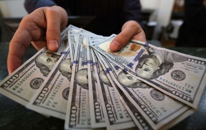 Baş nazirin maaşı 1 milyon   dollar artdı