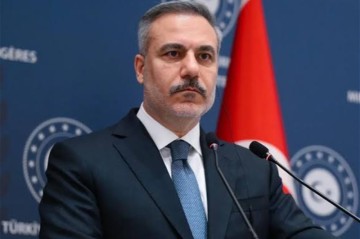 Фидан: Турция и США поддерживают мирный процесс между Баку и Ереваном
