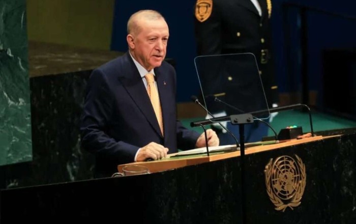 Müharibə cinayətkarları BMT kürsüsündə deyil, məhkəmə zallarında olmalıdırlar - Ərdoğan