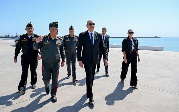 Ильхам Алиев посетил Военно-морские силы