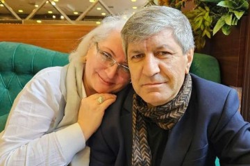 Əvəz Zeynallının xanımı: “Əməliyyat normal keçdi, amma   vəziyyəti ağırdır”