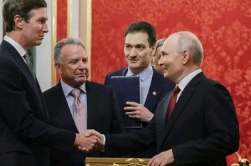 Putin onları yola salan kimi bu ölkəyə getdi