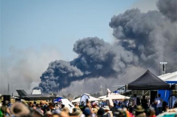 Оба пилота разбившегося на авиашоу в Греции истребителя F-4 Phantom погибли - ОБНОВЛЕНО+ВИДЕО