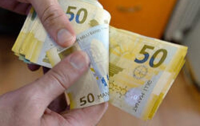 Gələn il minimum maaş nə qədər olacaq?