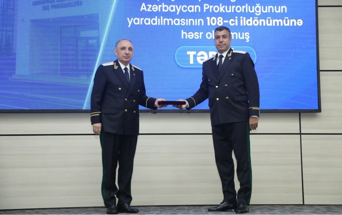 Kamran Əliyev ali xüsusi və ali hərbi rütbələri təqdim etdi - Video - Fotolar