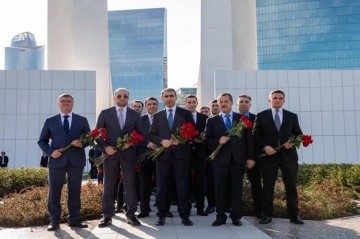 Руководство АЖД посетило парк Победы