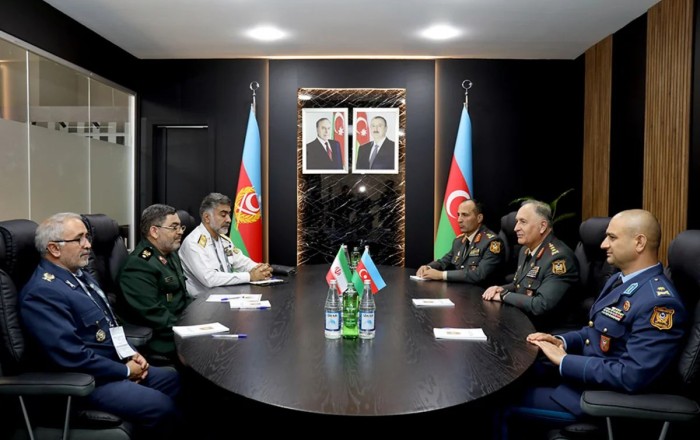 Azərbaycan və İran arasında hərbi sahədə əlaqələr müzakirə edildi